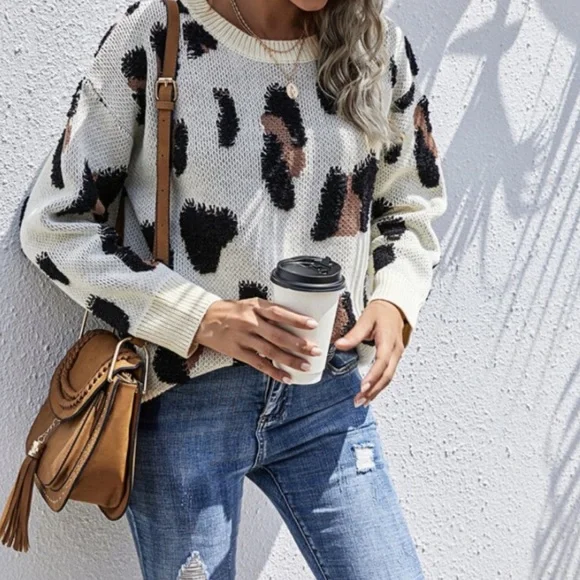 Leopard Ivory Drop Shoulder Crew Neck Sweater - Picture 5 of 7